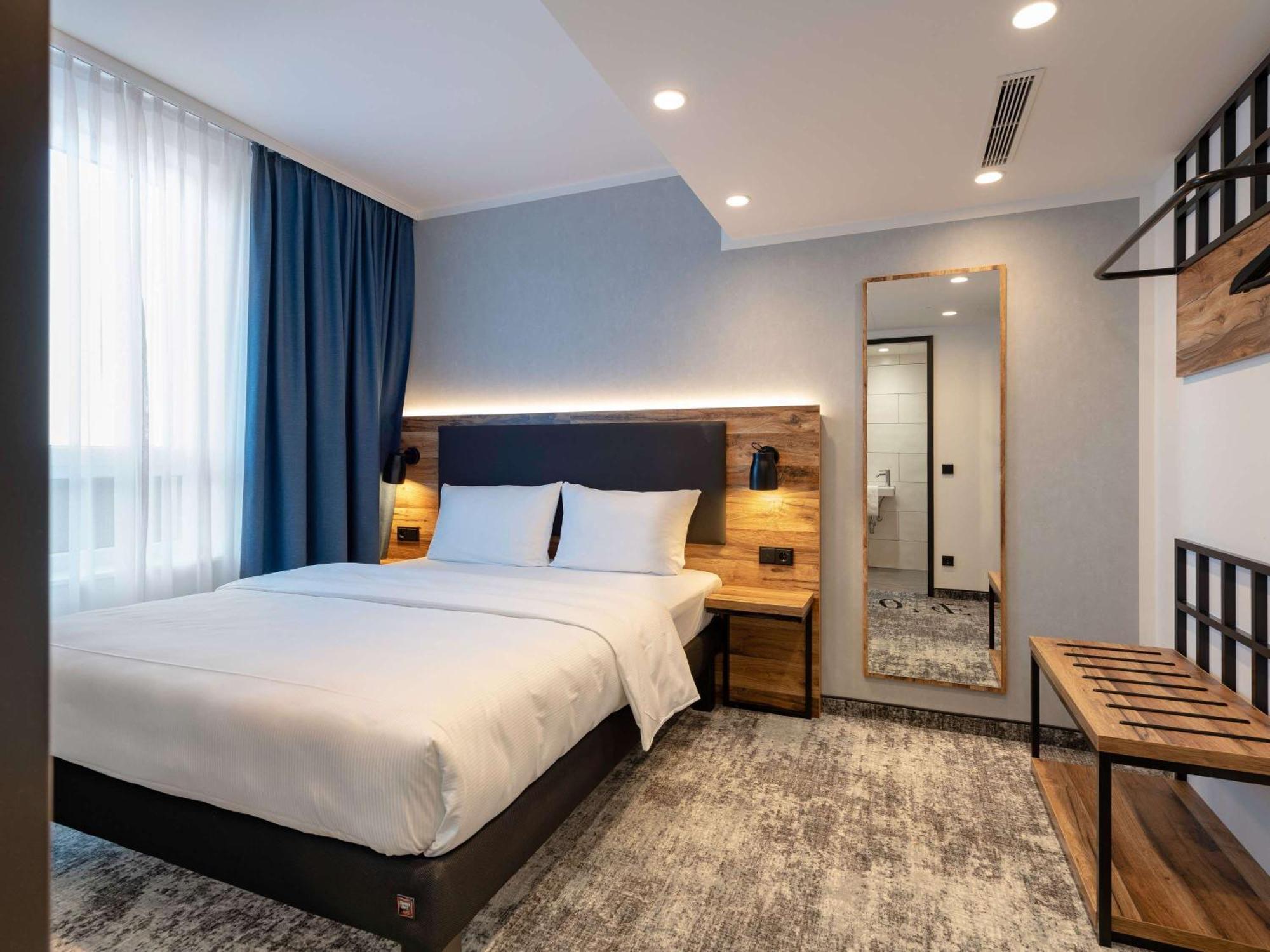 Hotel Ibis Styles Hamburg Barmbek Exterior foto